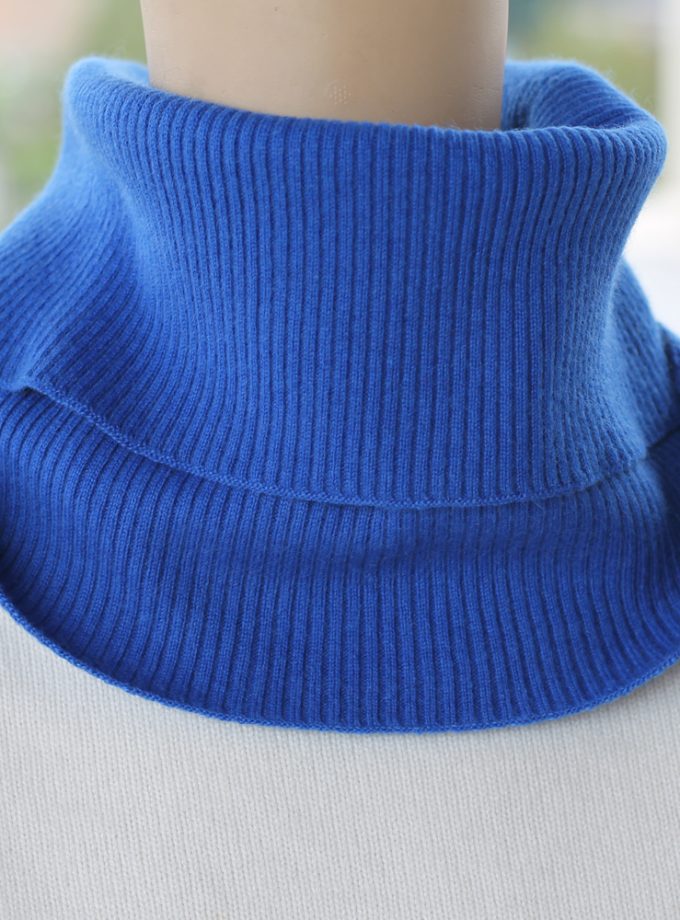 100% Pure Cashmere Blue Snood in RIB Knit